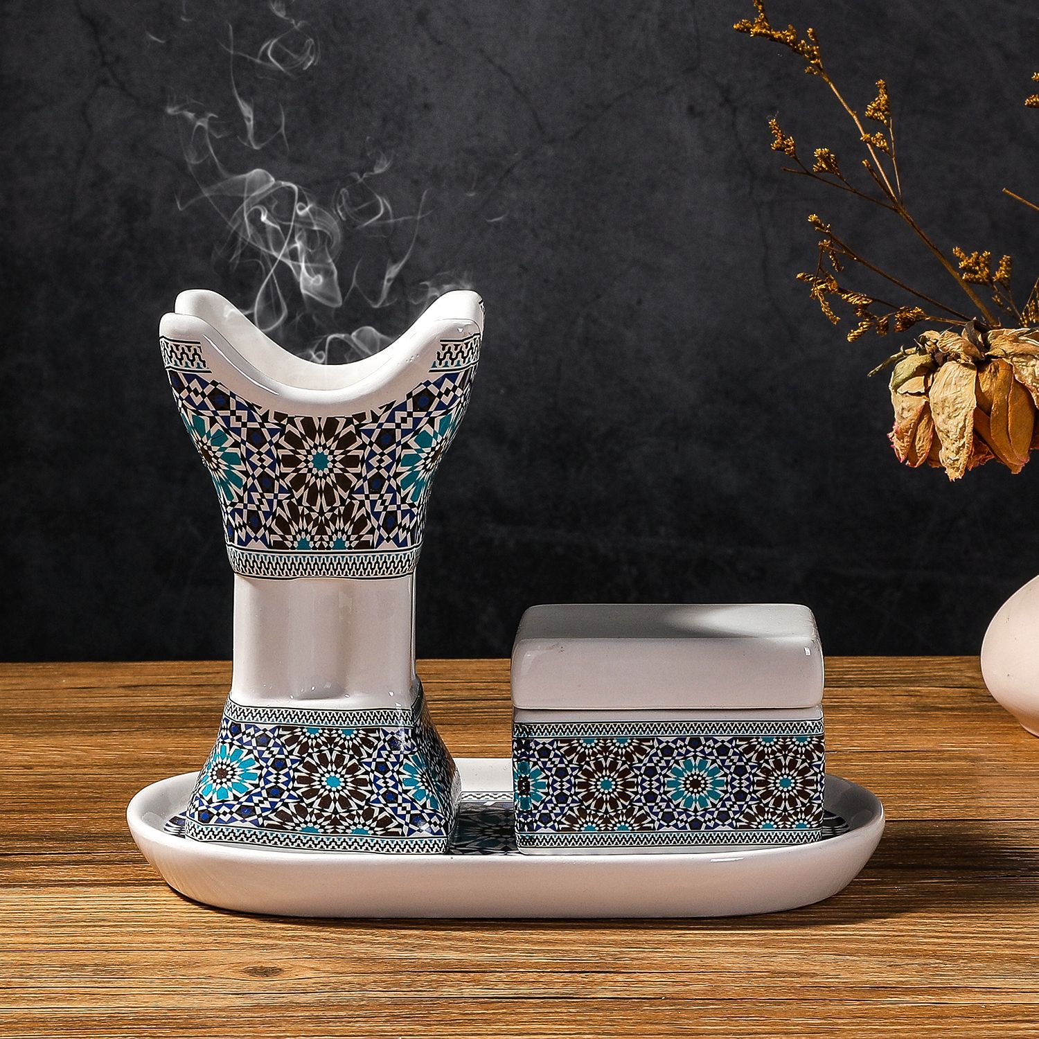 Incense Holder - مبخرة سيراميك عربية مطبوعة بأربع زوايا،