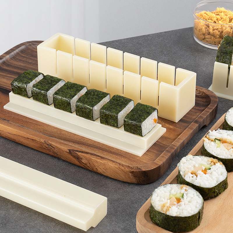 طقم من 3 قطع لصنع السوشي على ش - مراجعة Sushi Making Kit وسعره