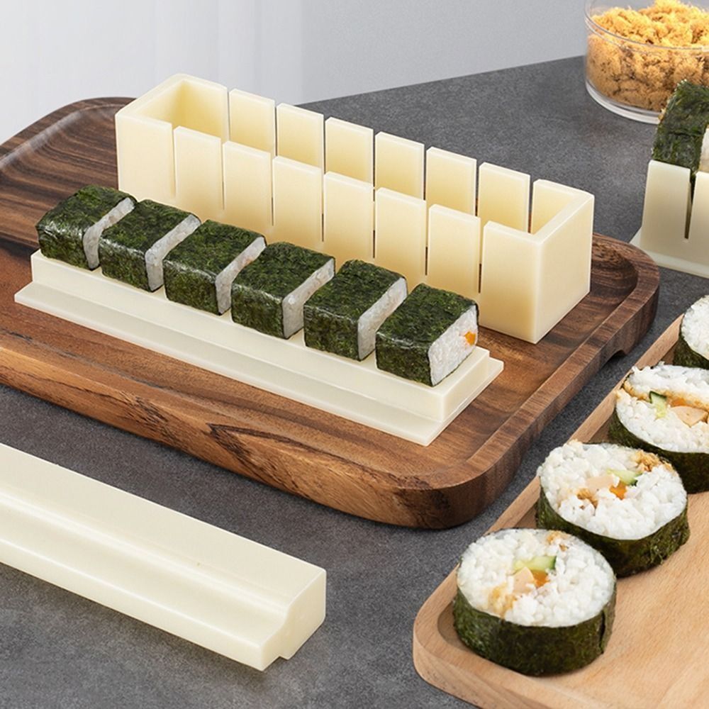 طقم صنع السوشي البلاستيكي غير  - مراجعة Sushi Making Kit وسعره